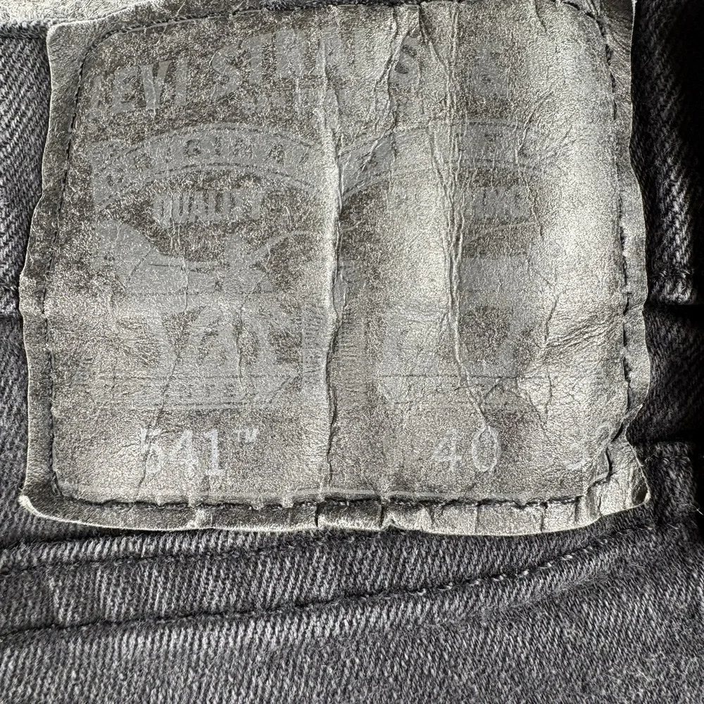 Levi's 541 Athletic Fit Jeans Men 40x30 Black Stretch Tapered Grunge Y2K Utility